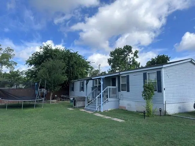 106 Ramirez St, Kyle, TX 78640 - #2
