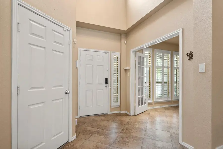 3014 Hidden Mdw, Seguin, TX 78155 - Image #2