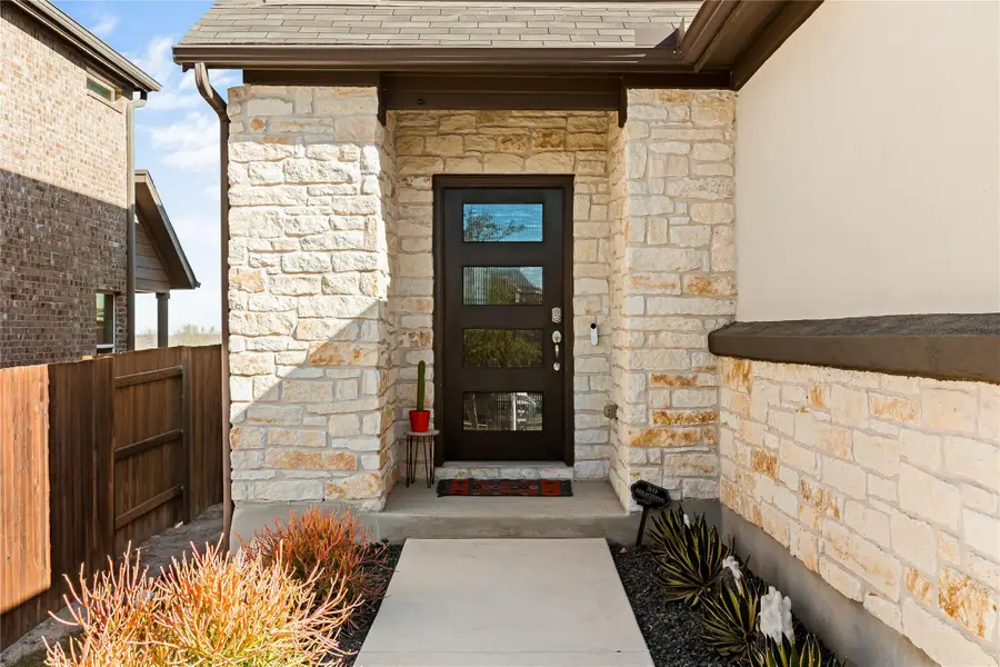 862 Pepperbark Loop, Buda, TX 78610 - Image #2