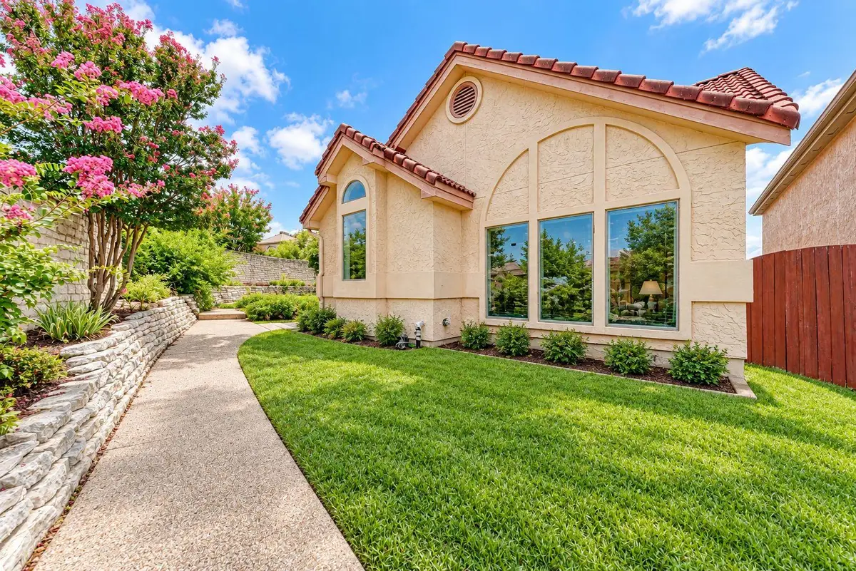 583 Rupen Dr, Lakeway, TX 78734 - #1