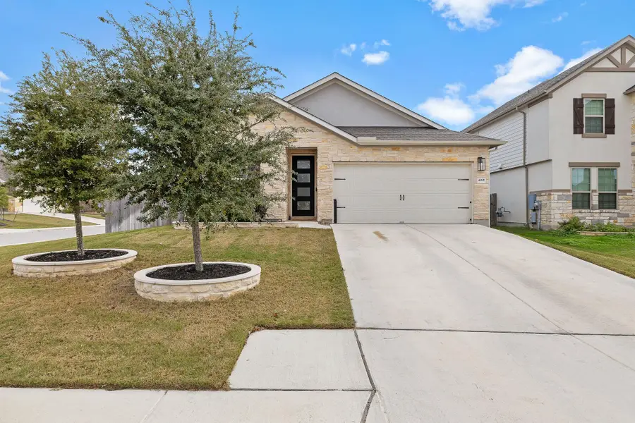 4001 Promontory Point Trl, Georgetown, TX 78626 - Image #2