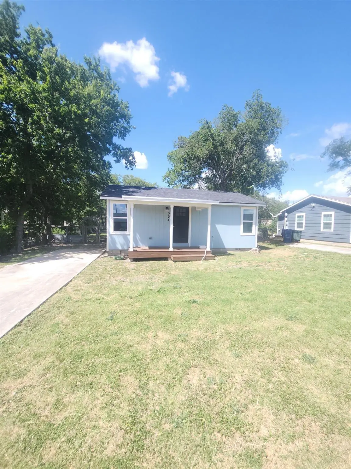 504 W Avenue A, Copperas Cove, TX 76522 - #1