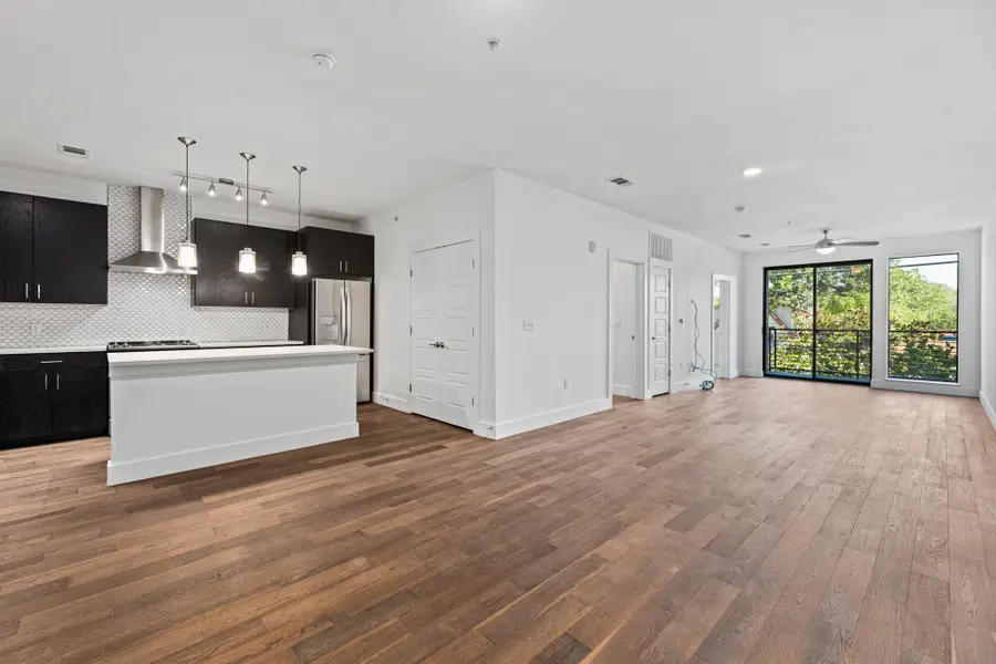1615 E 7th St #202, Austin, TX 78702 - #3