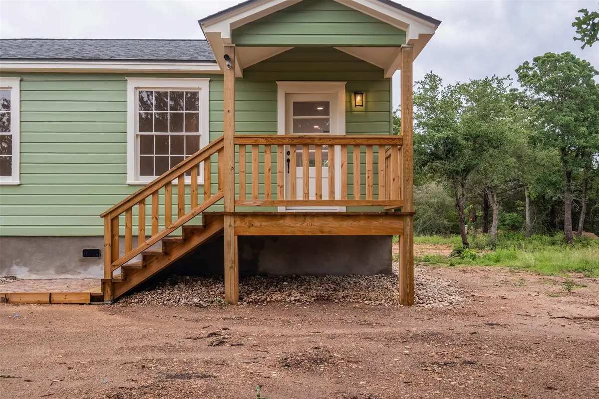 251 Foothill Rd, Bastrop, TX 78602 - #1