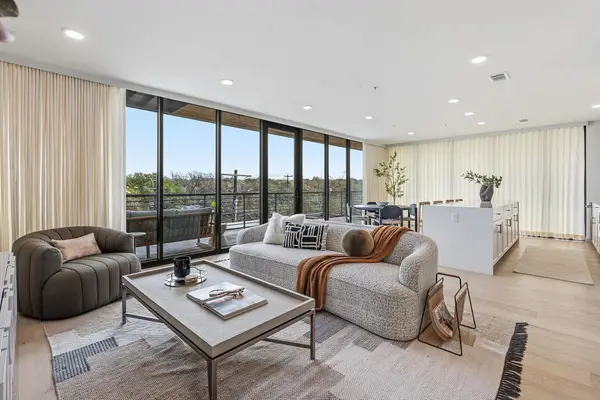 1600 S 1st St #410, Austin, TX 78704