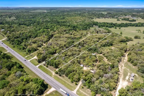 2810 S Highway 77, Rockdale, TX 76567