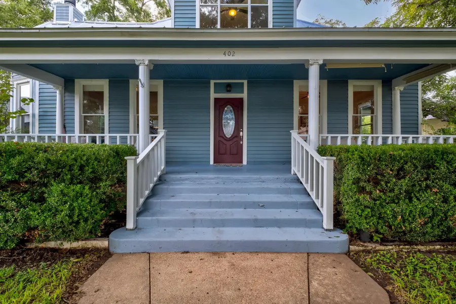 402 Hudgins St, Smithville, TX 78957 - #3