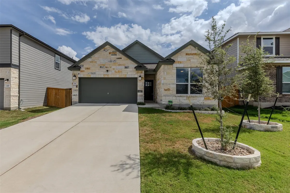 236 Colonel Mcnally Loop, Jarrell, TX 76537 - #1