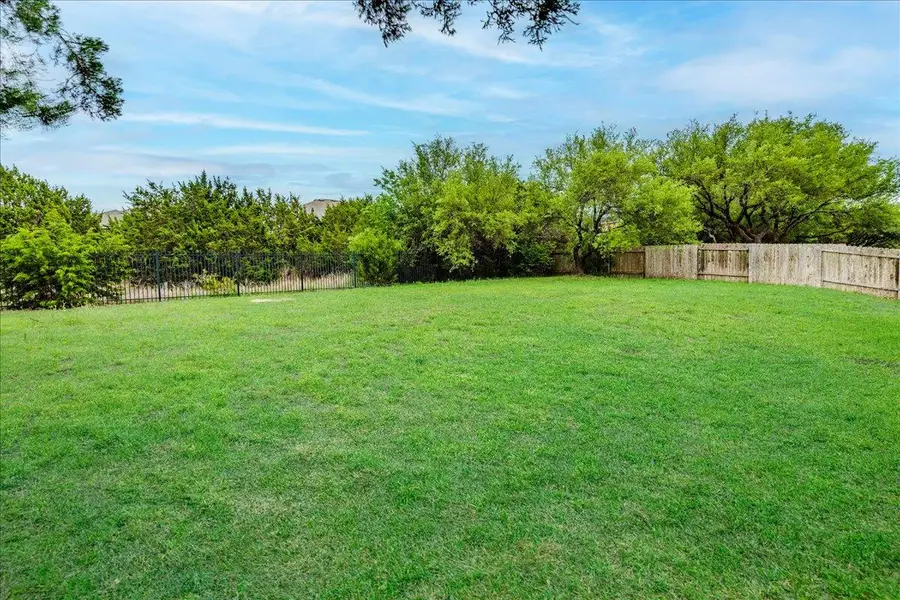406 Ledge Stone Dr, Austin, TX 78737 - #2