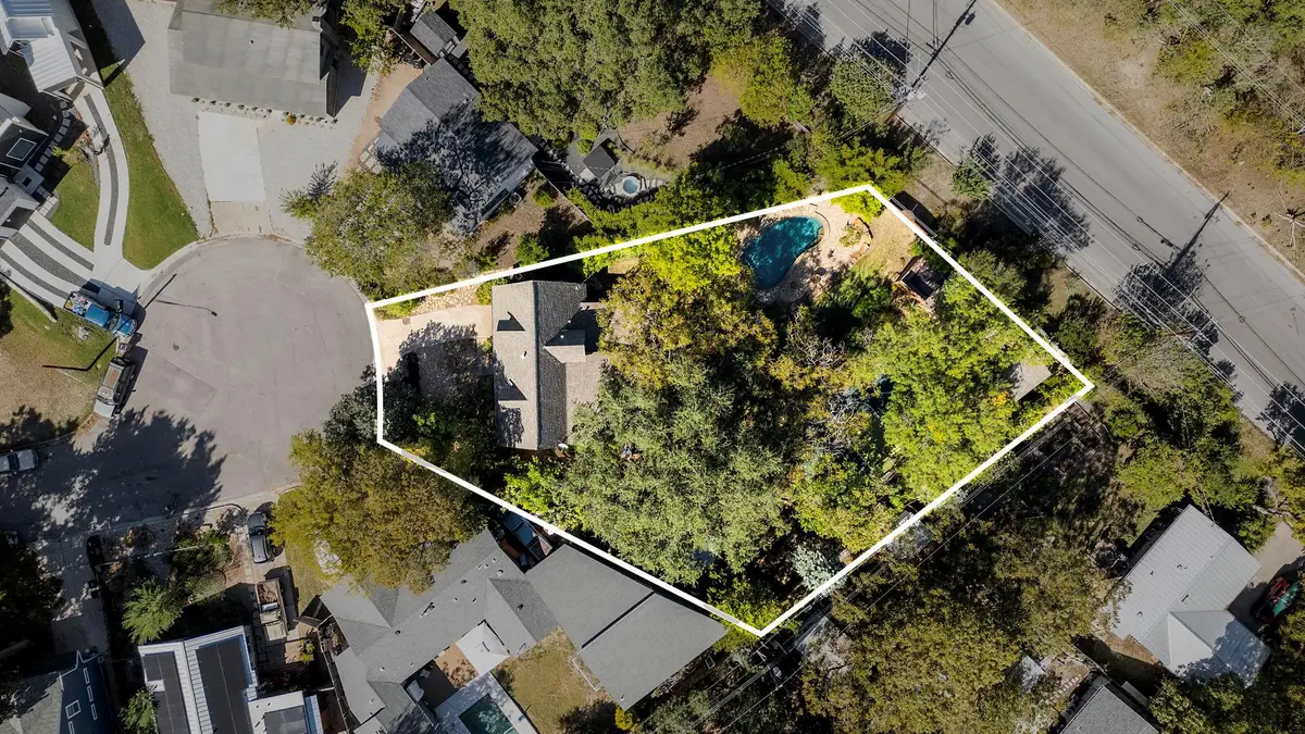 3201 Overcup Oak Dr, Austin, TX 78704 - Image #1