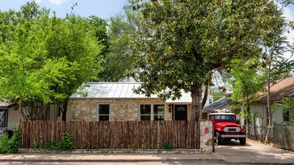 2319 Santa Maria St, Austin, TX 78702