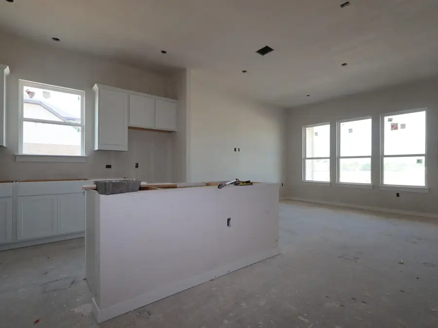 13212 Keefer Dr, Manchaca, TX 78652 - #2