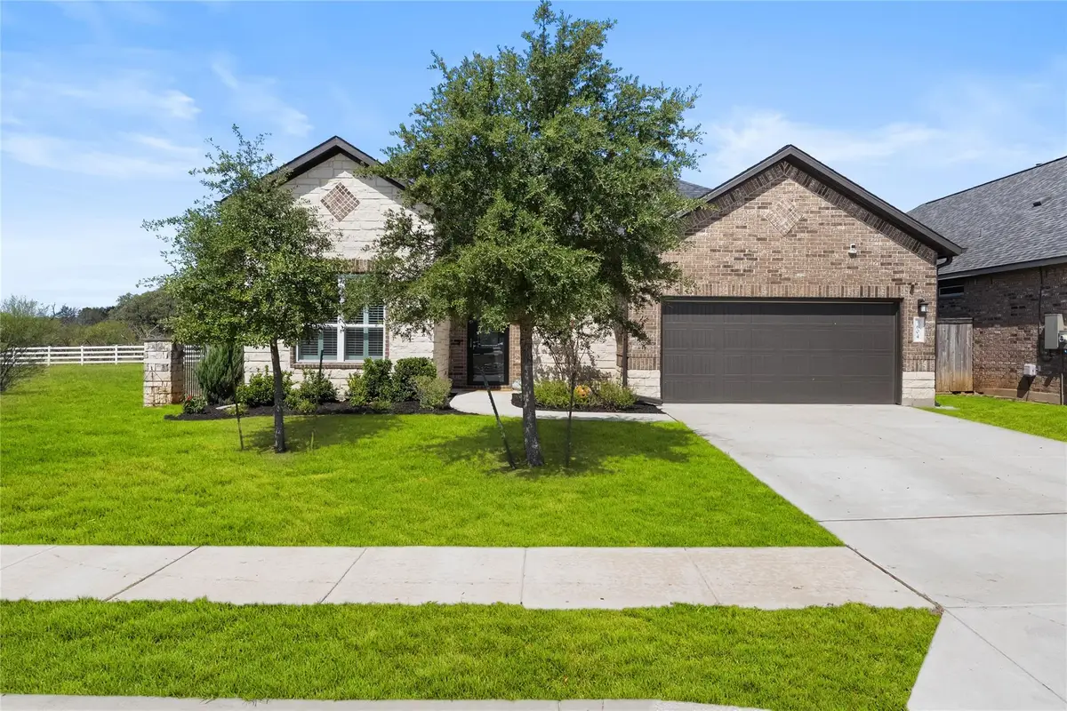 604 Academy Oaks Dr, San Marcos, TX 78666 - Image #1