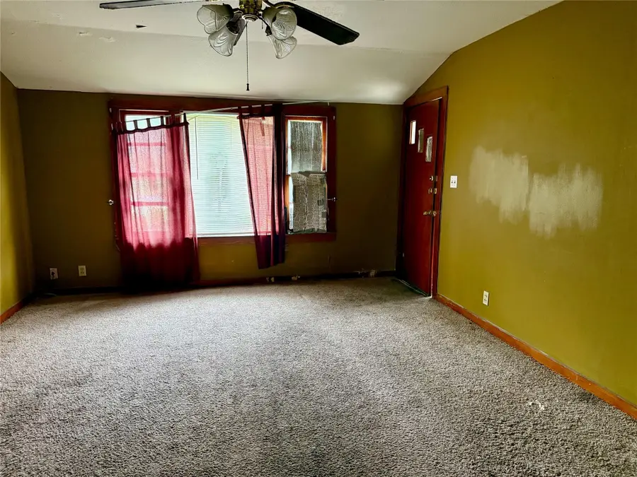 109 Selvera St, Kyle, TX 78640 - Image #3