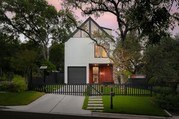800 W James St, Austin, TX 78704