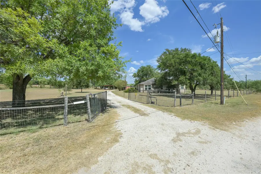 2481 Highway 21 W, Dale, TX 78616 - #2