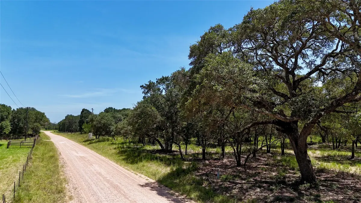 182 County Road 123f, Hallettsville, TX 77964 - #1