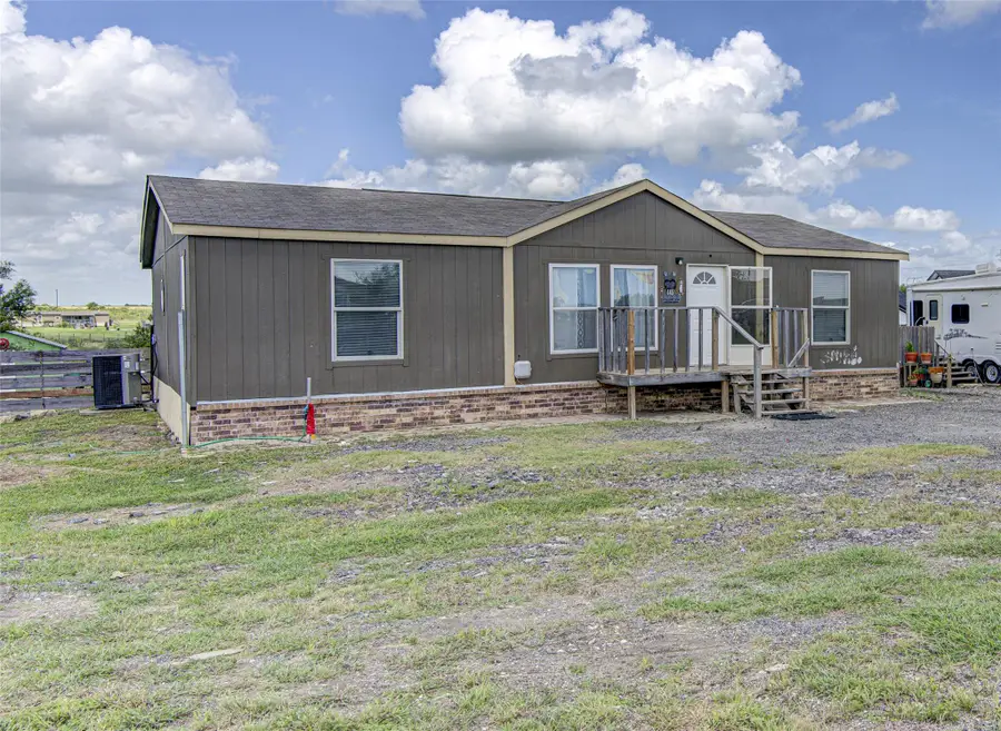 445 Rancho Linda Dr., Lockhart, TX 78644 - #2