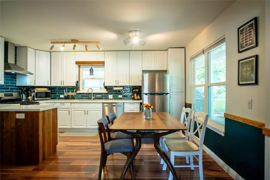 3303 Thompson St, Austin, TX 78702 - #3