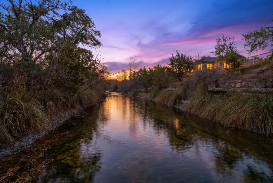 100 Dario Dr, Dripping Springs, TX 78620 - Image #3