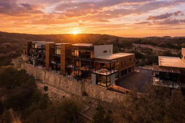 1101 Ivean Pearson Rd #F201, Lago Vista, TX 78645