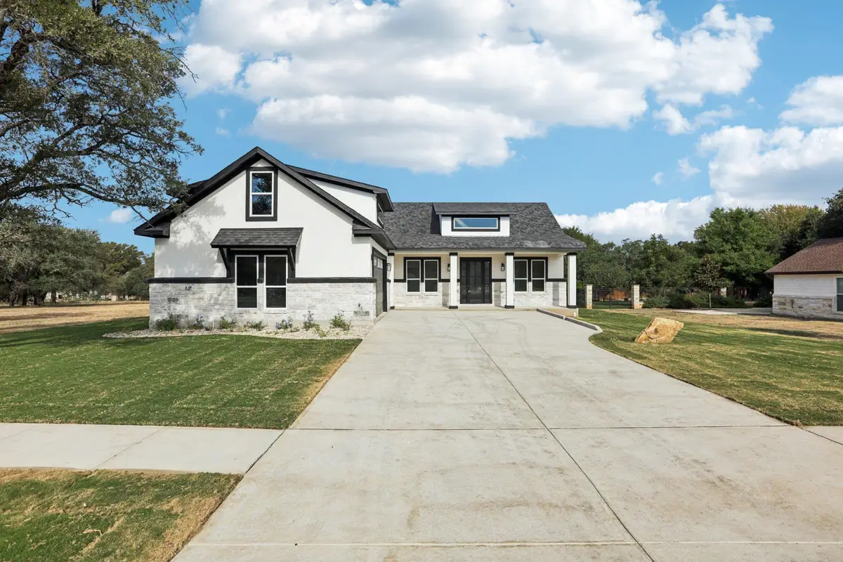 320 Yellow Ribbon Trl, Burnet, TX 78611 - Image #1