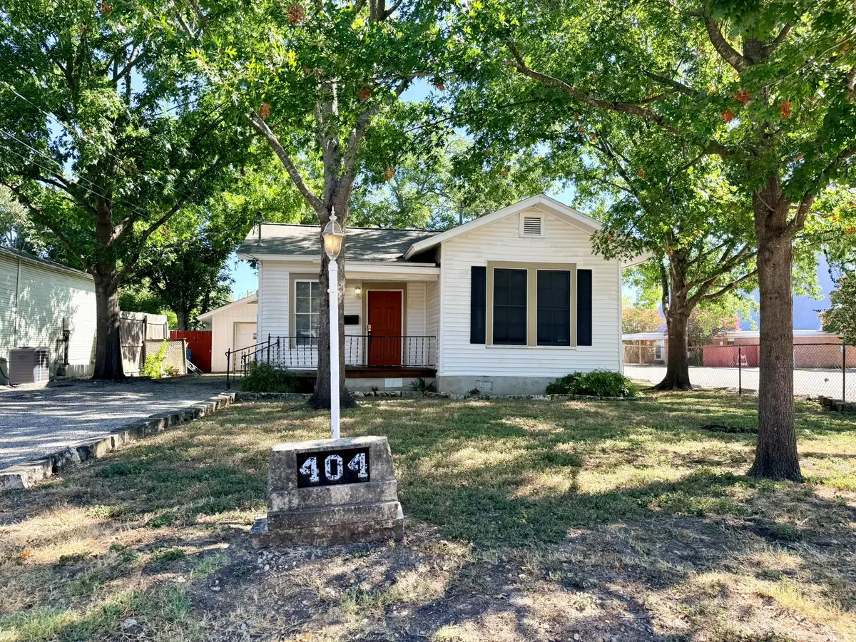 404 Normandy St, Austin, TX 78745 - #1
