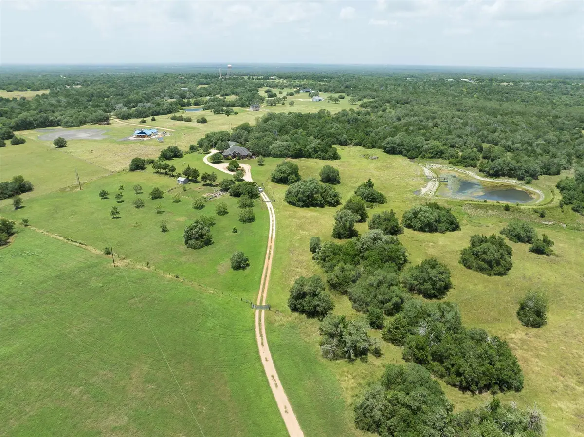 900 Schulze Rd, Muldoon, TX 78949 - Image #1