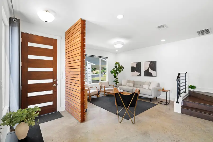 1705B Perez St, Austin, TX 78721 - #3