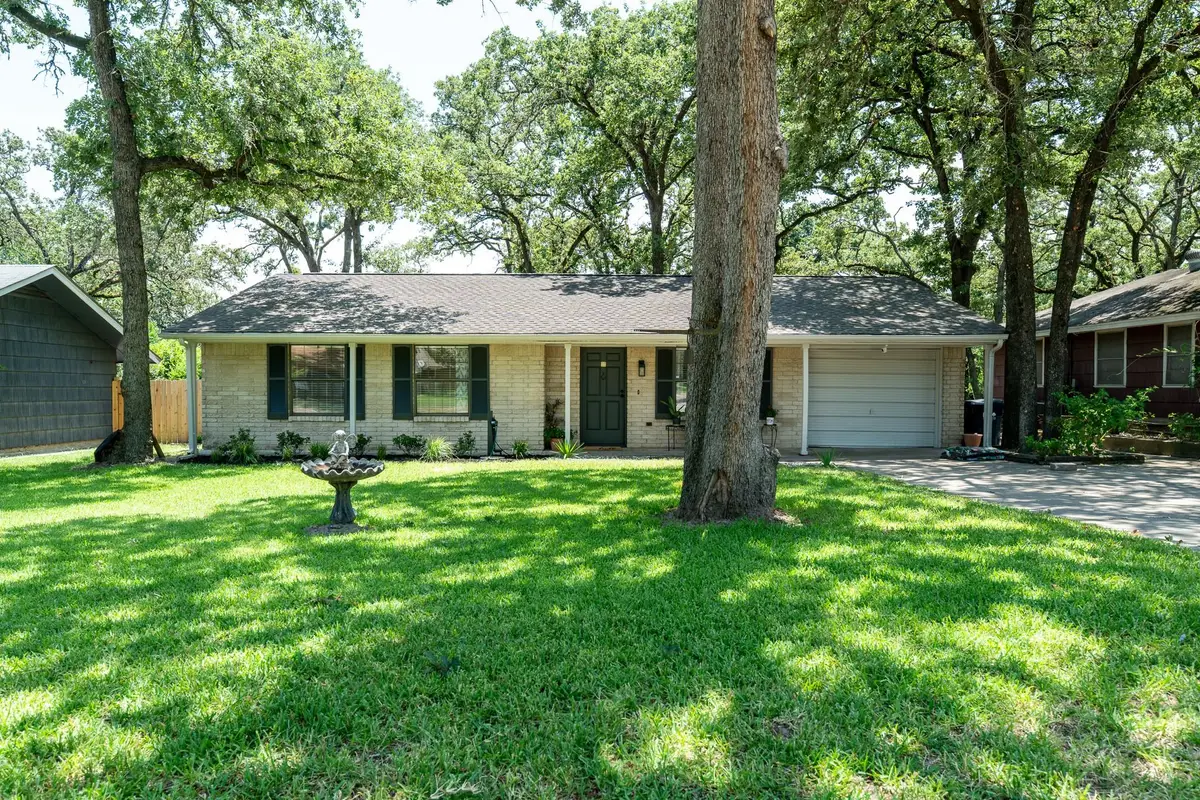 2003 Alcoa Ave, Rockdale, TX 76567 - #1
