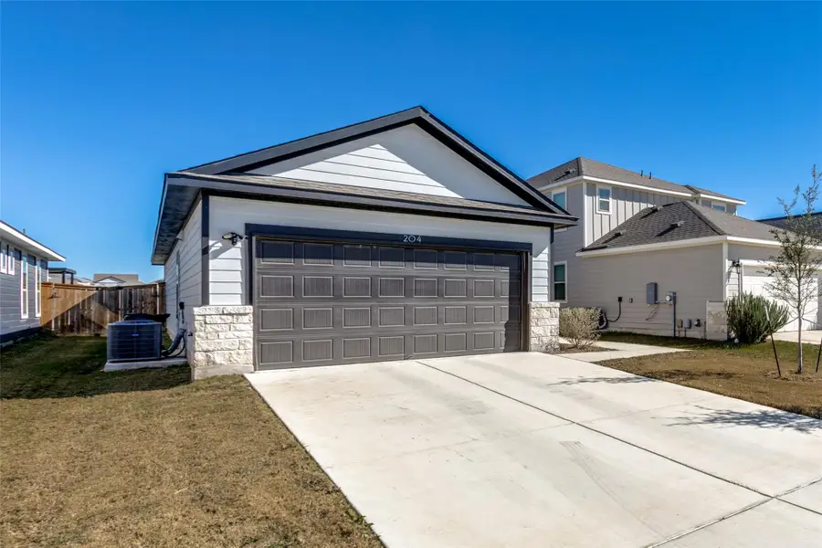 204 Kellys Heroes Way, Jarrell, TX 76537 - #3