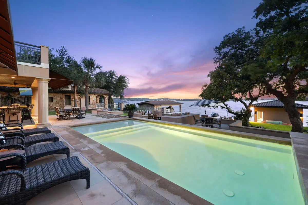 131 Wilderness Dr E, Marble Falls, TX 78654 - Image #1