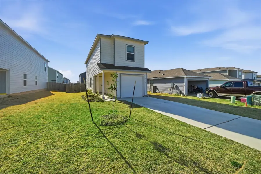 625 Marty Allen Loop, Jarrell, TX 76537 - #2