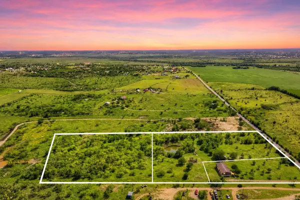 401 Graef Rd, Kyle, TX 78640