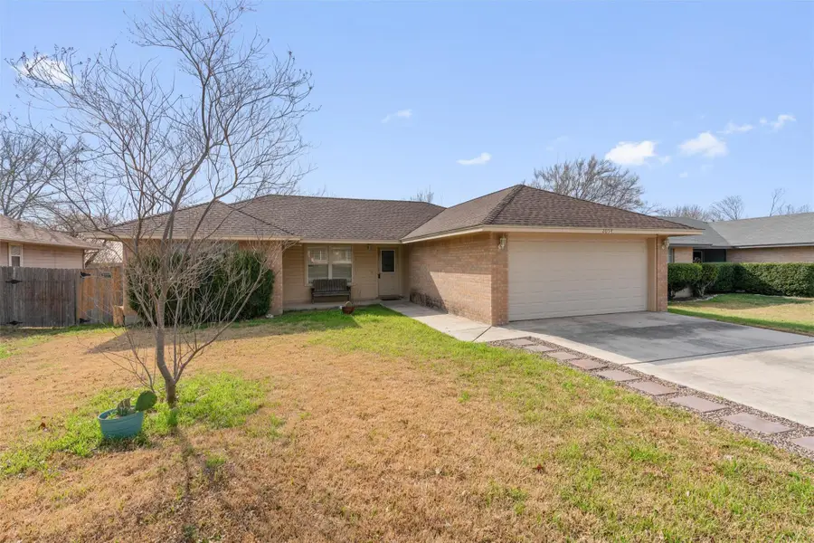 2054 Bentwood Dr, New Braunfels, TX 78130 - #2