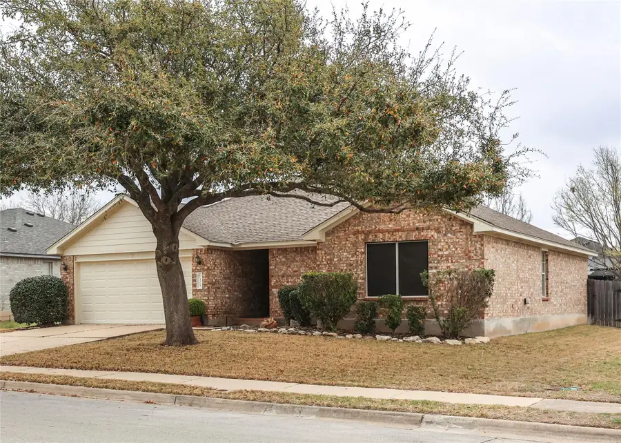 1305 Willow Bluff Dr, Pflugerville, TX 78660 - #2