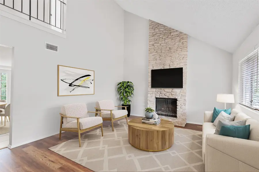 519 Blackberry Dr, Austin, TX 78745 - Image #2