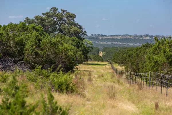 0 Cr 208, Watson, TX 78611