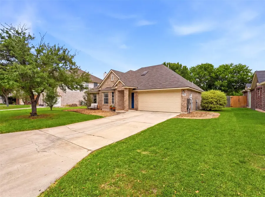 523 Walnut Heights Blvd, New Braunfels, TX 78130 - #2