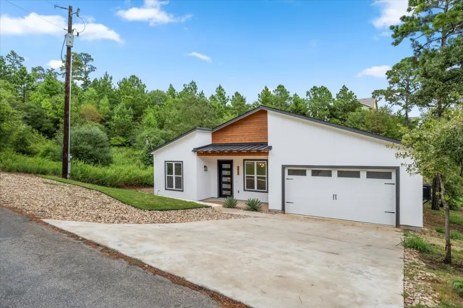 273 Tahitian Dr, Bastrop, TX 78602 - Image #2