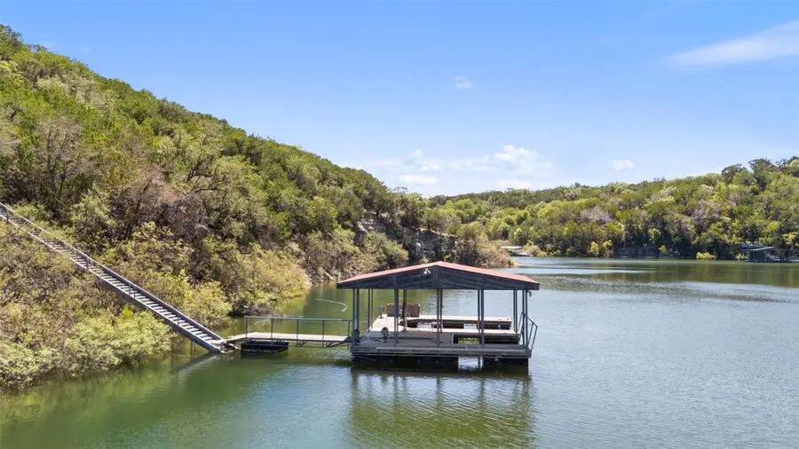 18205 Ridge Rd, Lago Vista, TX 78645 - #2