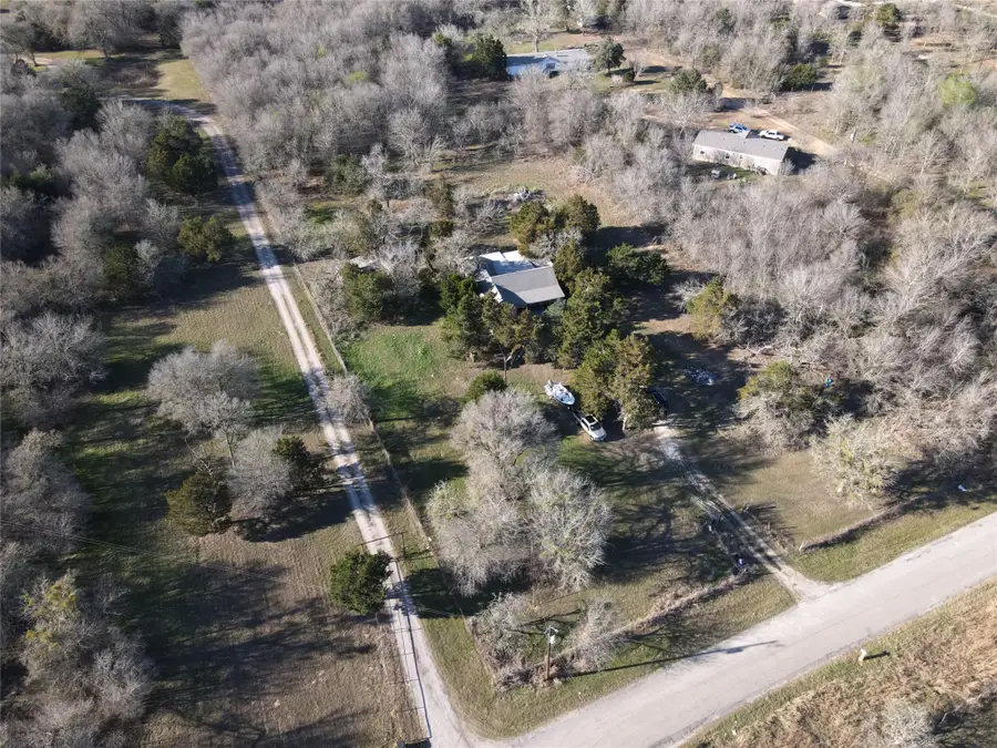 221 Lower Elgin Rd, Elgin, TX 78621 - Image #3