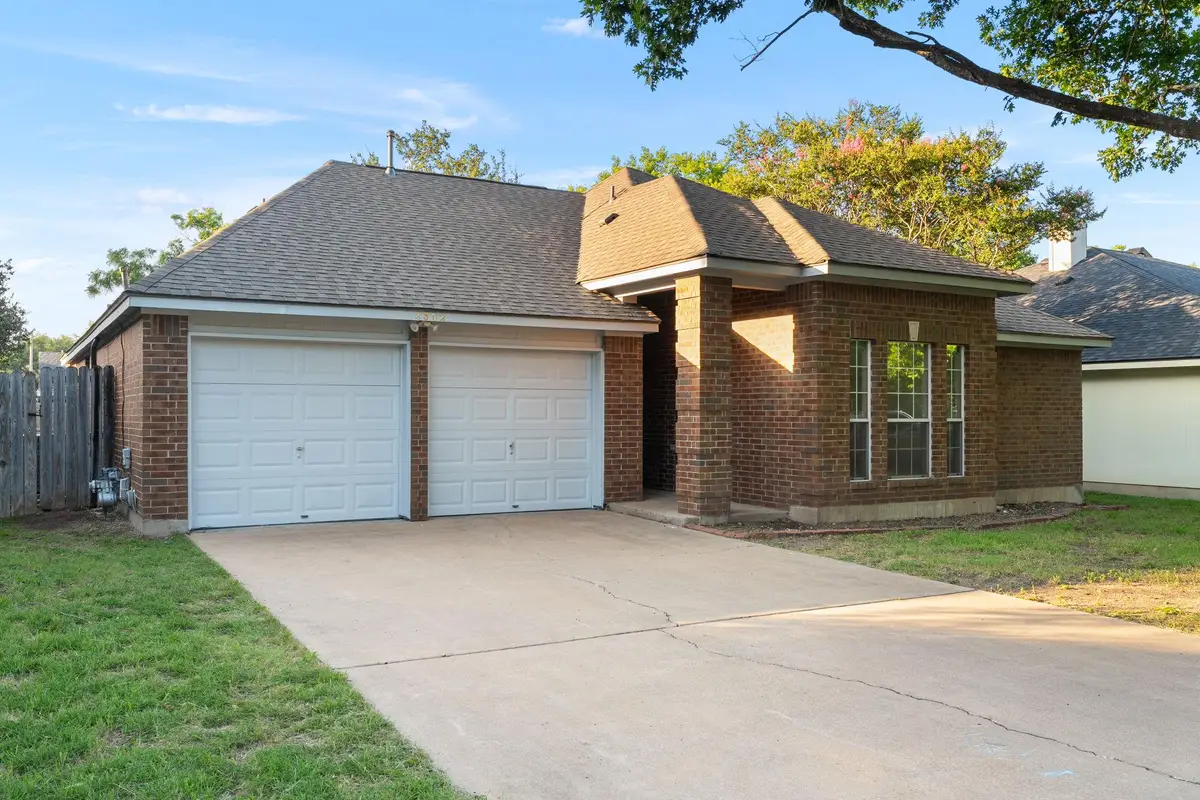 2802 Alexander Dr, Leander, TX 78641 - #1