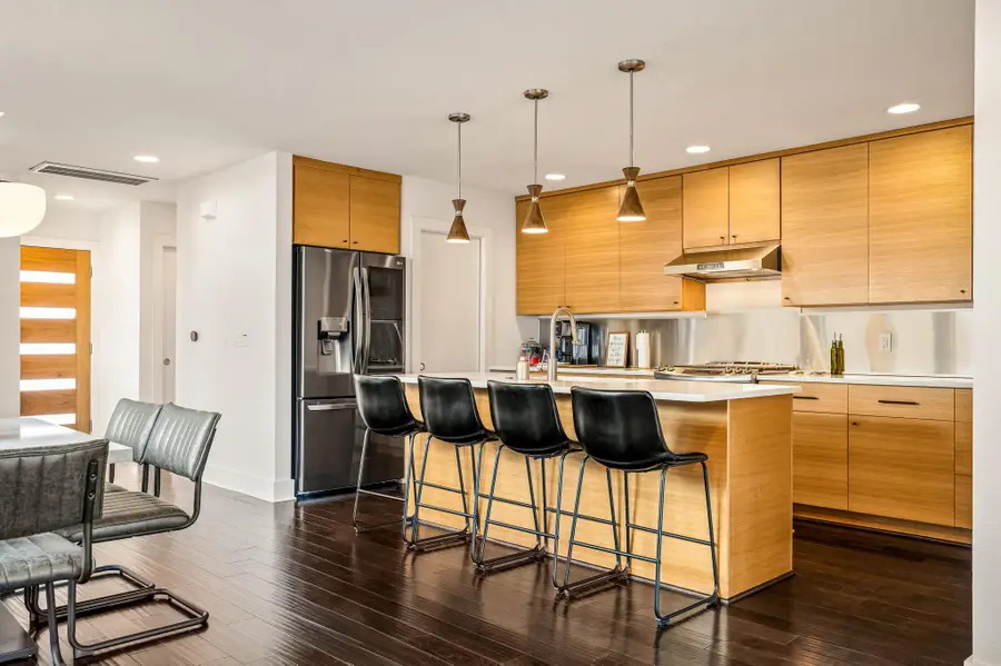 1124 Linden St #B, Austin, TX 78702 - #3