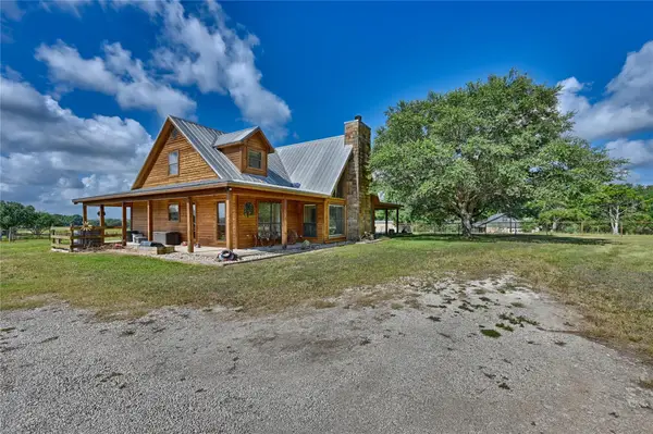 3090 Old Navasota Rd, Brenham, TX 77833