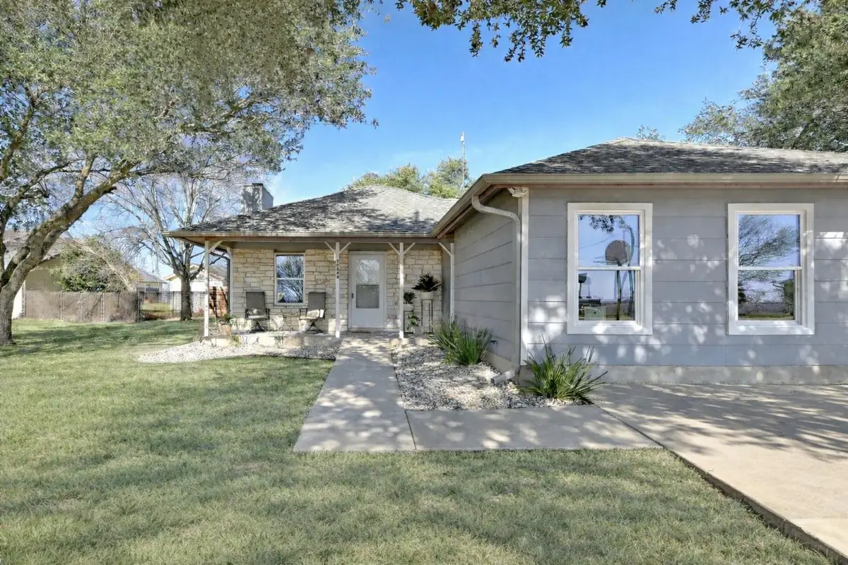 12208 Mustang Dr, Buda, TX 78610 - Image #1