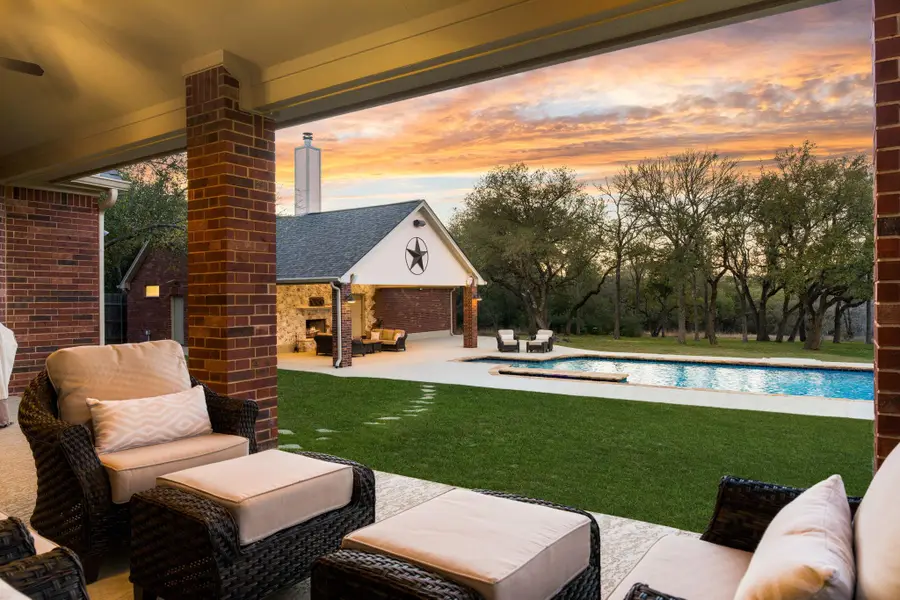 583 W Overlook Mountain Rd, Buda, TX 78610 - #2