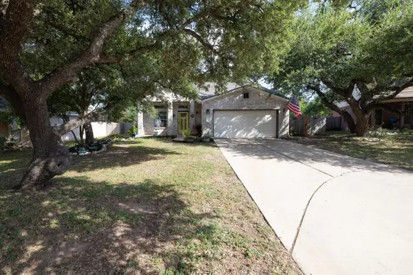 104 Grant Ct, Leander, TX 78641