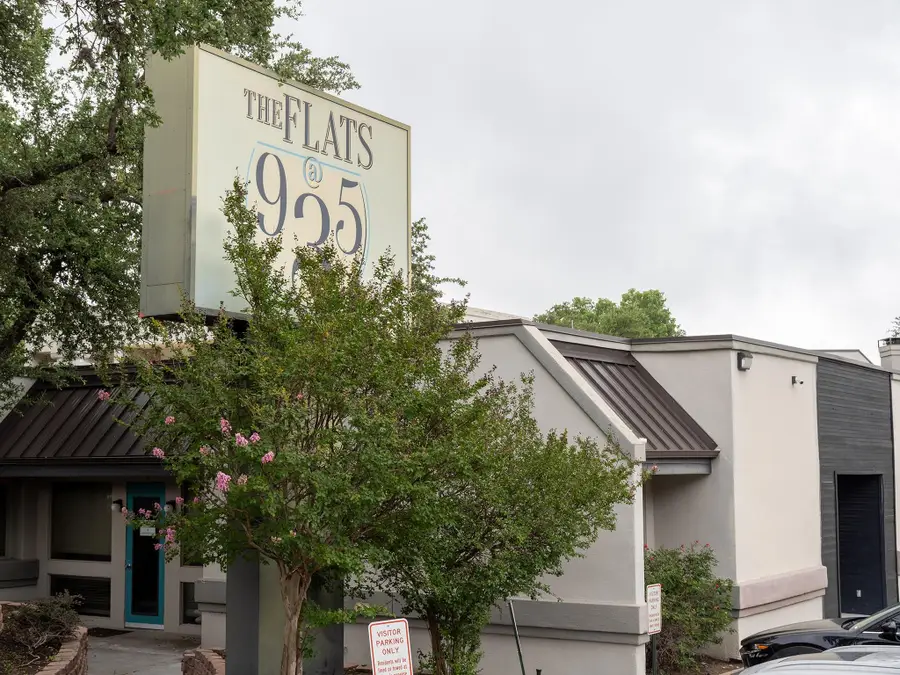 935 La Posada Dr #131, Austin, TX 78752 - #2