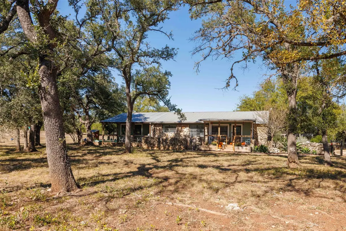 1071 Rolling Hills Dr, Wimberley, TX 78676 - Image #1